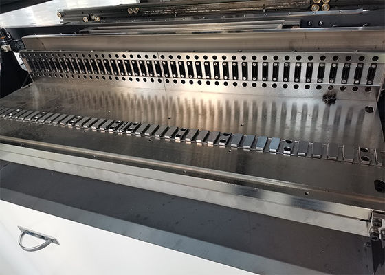 AC 380V 40000CPH 10 머리들 32 공급 장치는 LED 전구 PCB SMT 픽 앤드 플레이스 기계를 배치합니다